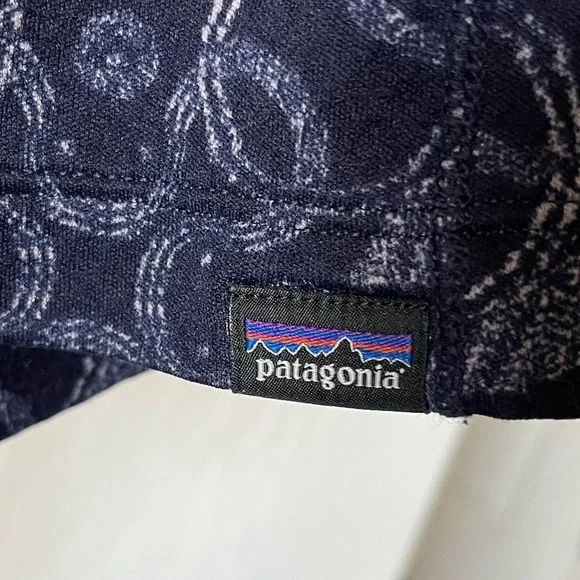 Patagonia|Capilene Midweight Base layer crew top, Cool to Cold•••Size Medium - Picture 9 of 16